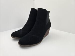 Tom’s Womens Black Suede Side Zip Wedge Ankle Booties Size 10